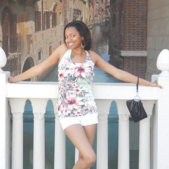 Meet your Posher, Chasity - Picture 1 of 1